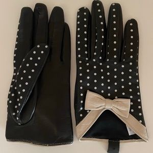 Women Italian Leather polka dot and bow Gloves